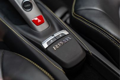 Car image 46