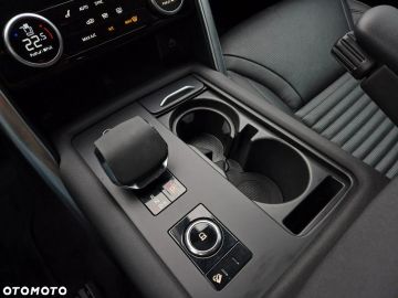 Car image 35