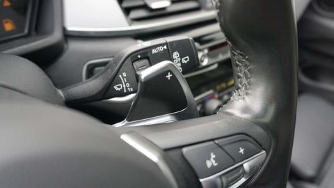 Car image 37