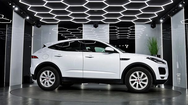 Jaguar E-Pace AWD 147 kW image number 11