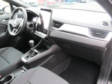 Car image 17