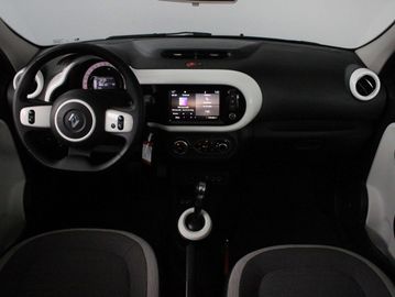 Car image 38