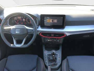 Car image 8