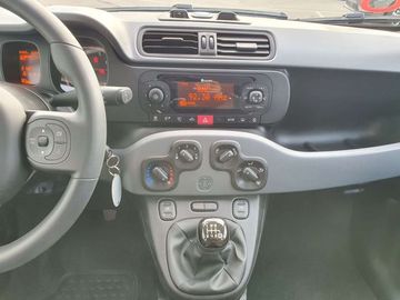 Car image 12