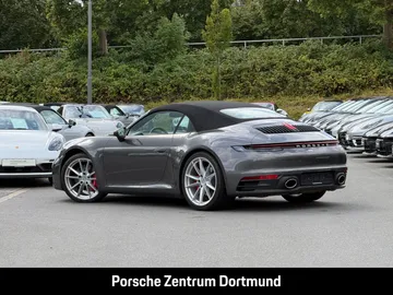 Car image 26