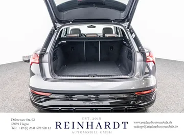 Car image 32