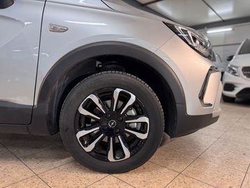 Car image 22