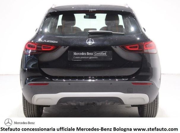 Mercedes-Benz GLA 250 e 160 kW image number 3