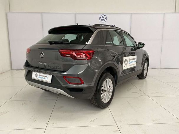 Volkswagen T-Roc 2.0 TDI SCR Life 85 kW image number 3