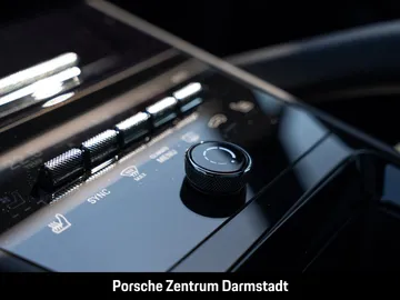 Car image 34