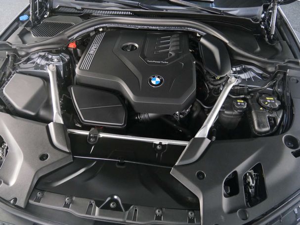 BMW 520i Touring 135 kW image number 35