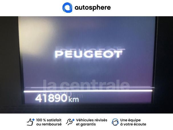 Peugeot 2008 PureTech 130 Allure 96 kW image number 19