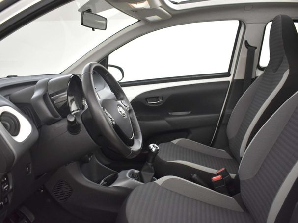 Toyota Aygo 53 kW image number 22