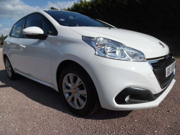 Peugeot 208 PureTech 82 60 kW image number 2