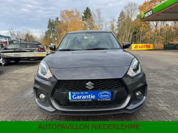 Car image 3