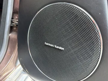 Car image 37