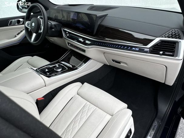 BMW X5 50e xDrive 360 kW image number 9