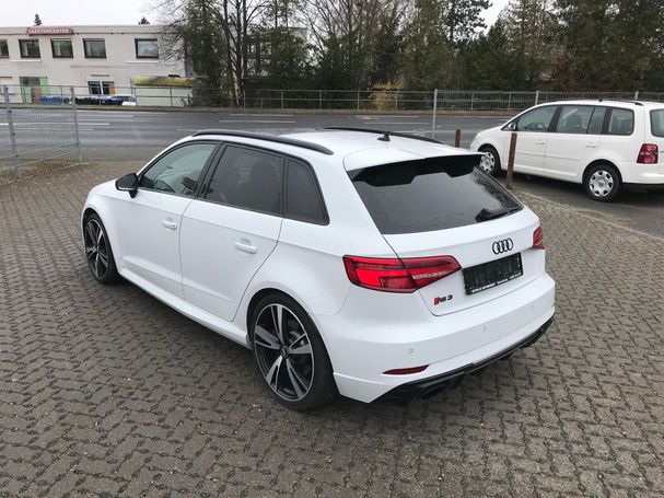 Audi RS3 2.5 TFSI quattro Sportback 294 kW image number 4