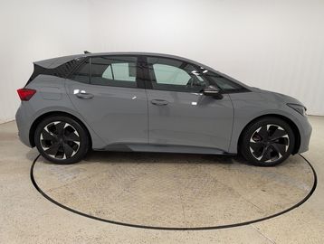 Car image 28
