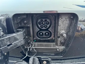 Car image 42