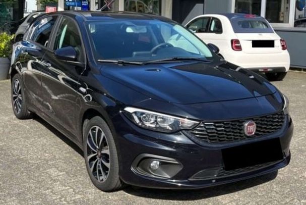 Fiat Tipo 1.4 T-Jet Lounge 88 kW image number 1