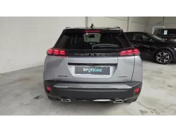 Car image 25