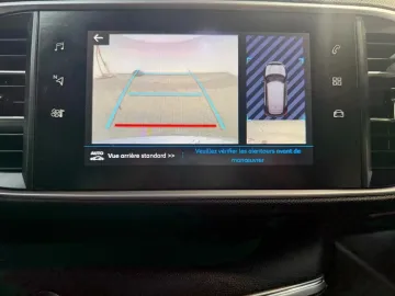 Car image 28