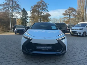 Car image 2