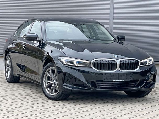 BMW 320i xDrive 135 kW image number 5