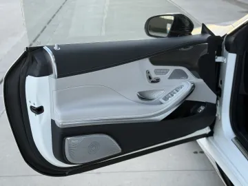 Car image 33