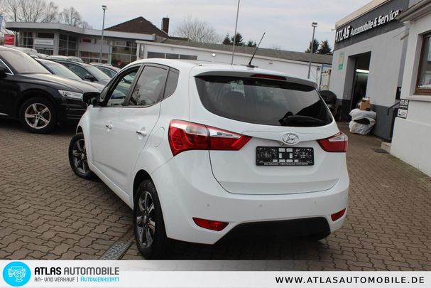 Hyundai ix20 1.4 blue Space+ 66 kW image number 20