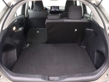 Car image 36