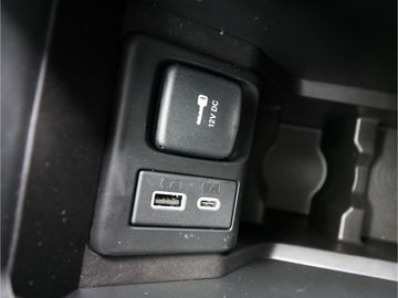 Car image 32