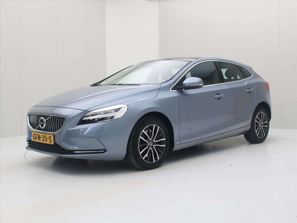 Volvo V40 T2 Inscription 90 kW image number 1