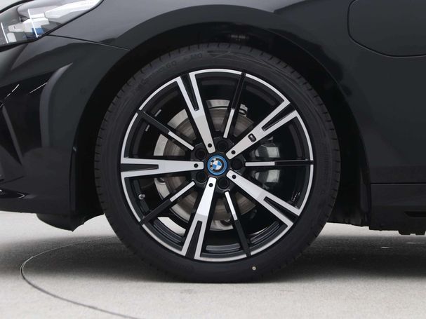 BMW 530 e 220 kW image number 36