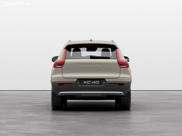 Volvo XC40 B3 Plus 120 kW image number 6