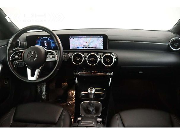 Mercedes-Benz CLA 180 100 kW image number 16