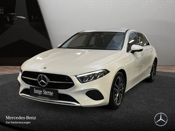 Mercedes-Benz A 180 100 kW image number 1