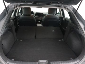 Car image 36