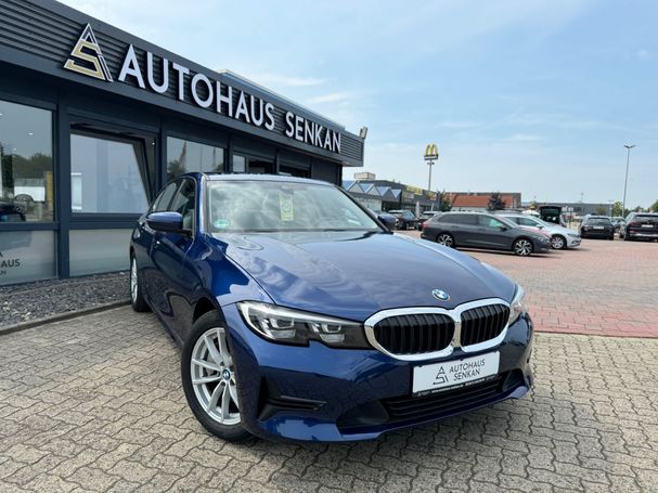 BMW 330d 195 kW image number 2