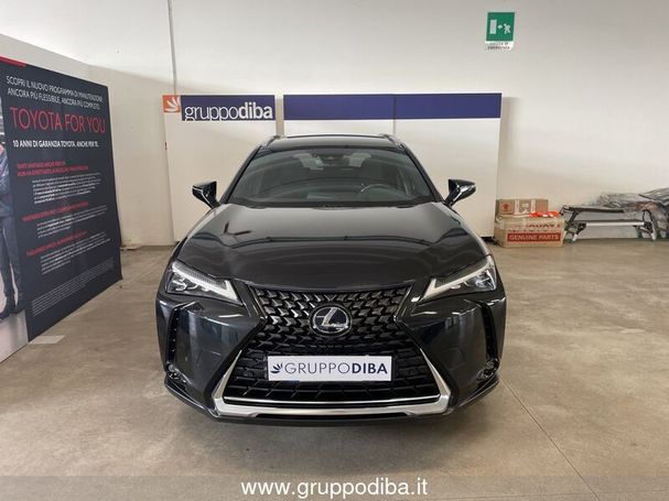 Lexus UX 250h 135 kW image number 3