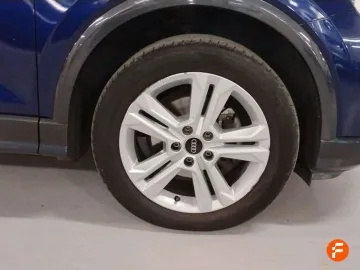 Car image 31