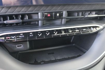 Car image 36