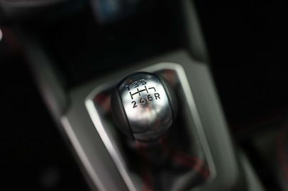 Car image 30