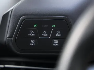 Car image 35