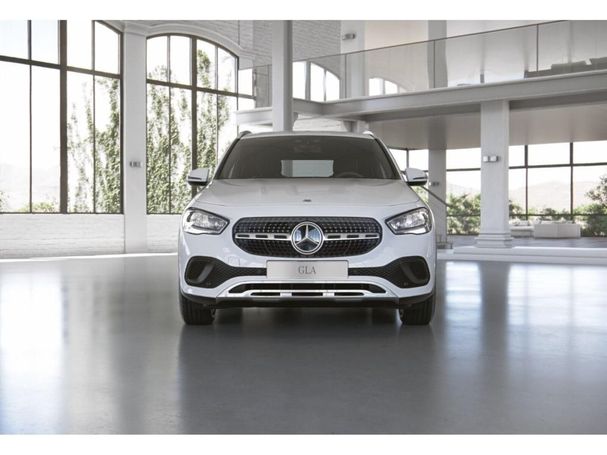 Mercedes-Benz GLA 250 e 160 kW image number 6