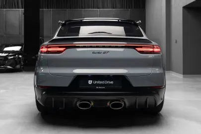 Car image 40