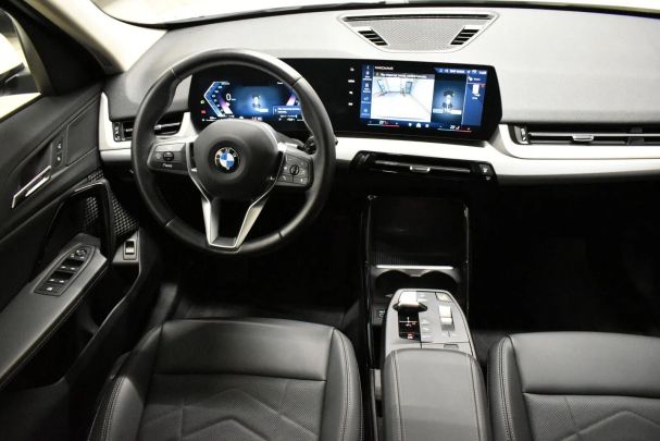 BMW X1 sDrive18i 100 kW image number 9