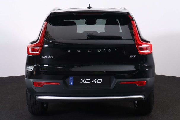 Volvo XC40 B3 Core 120 kW image number 4