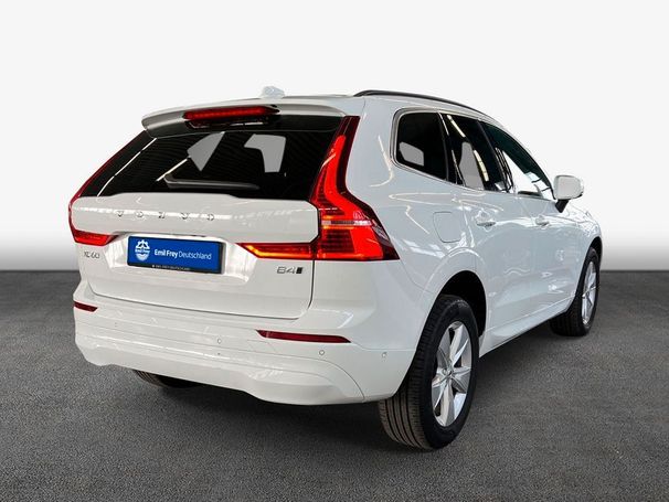 Volvo XC60 B4 AWD Momentum 145 kW image number 4